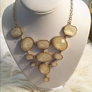 boutique cream stone necklace w/ gold chain